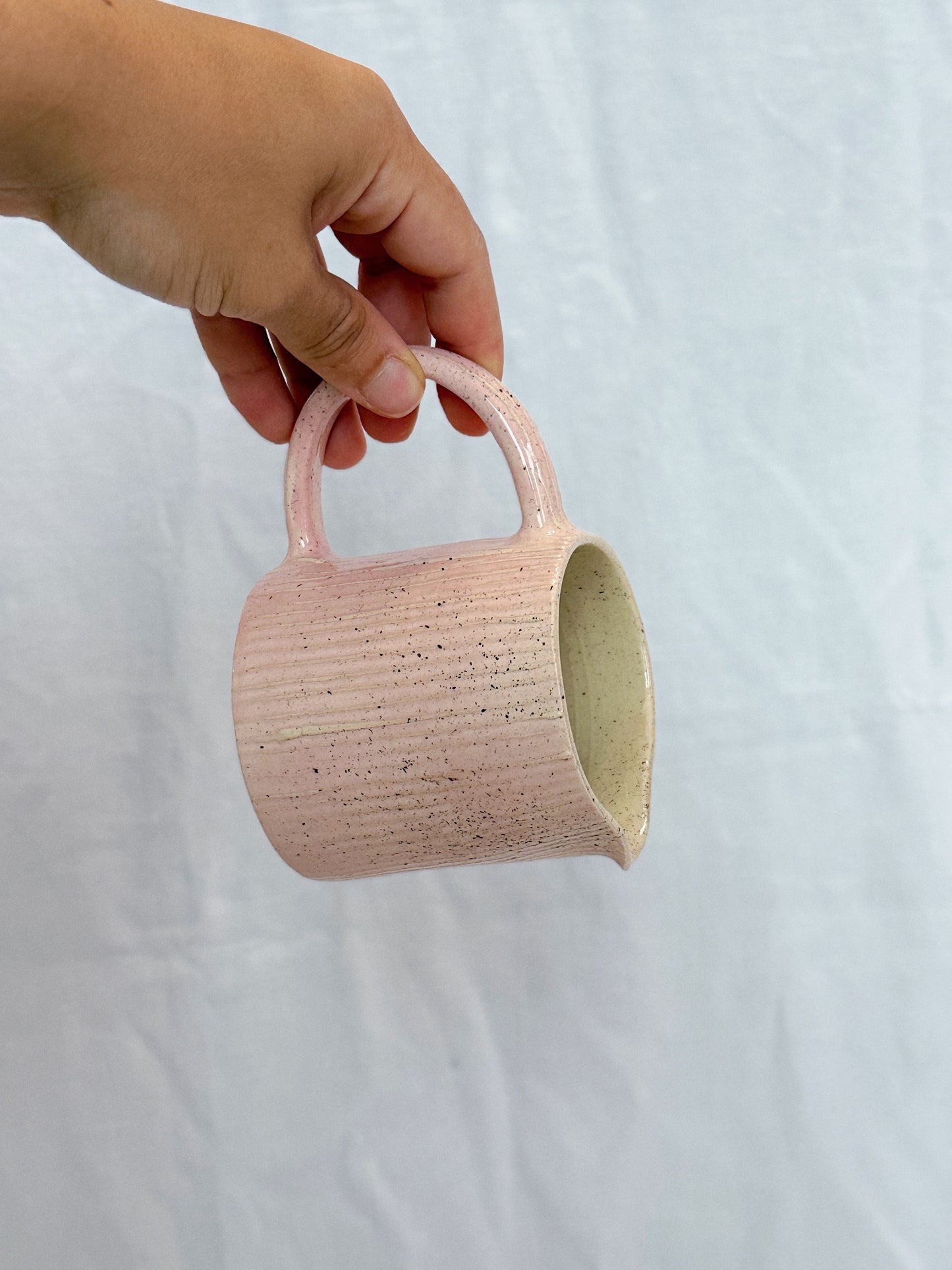 Tiny linie jar